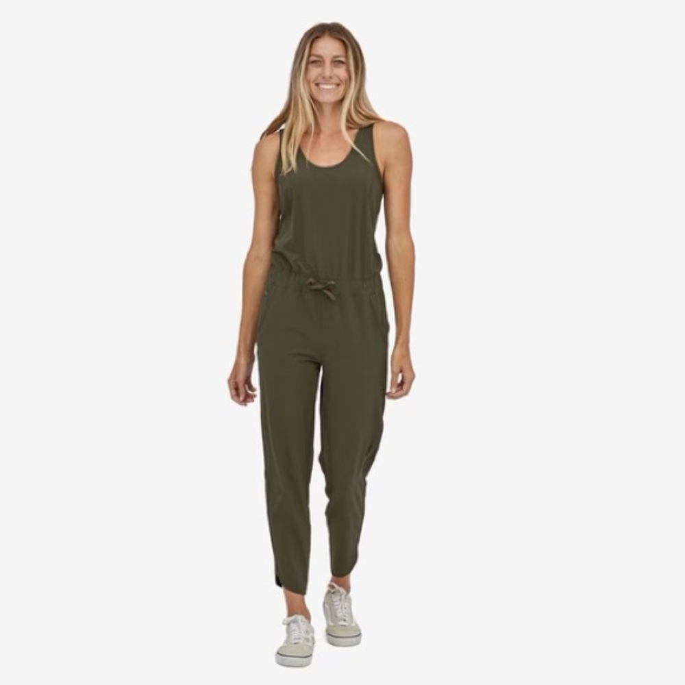 Patagonia Women’s Fleetwith Romper in Kale Green - Size Medium